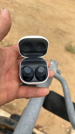 Samsung ear buds