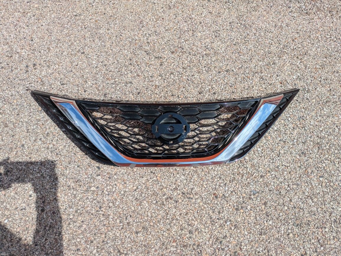 2016-2019 OEM Nissan Sentra front Grille
