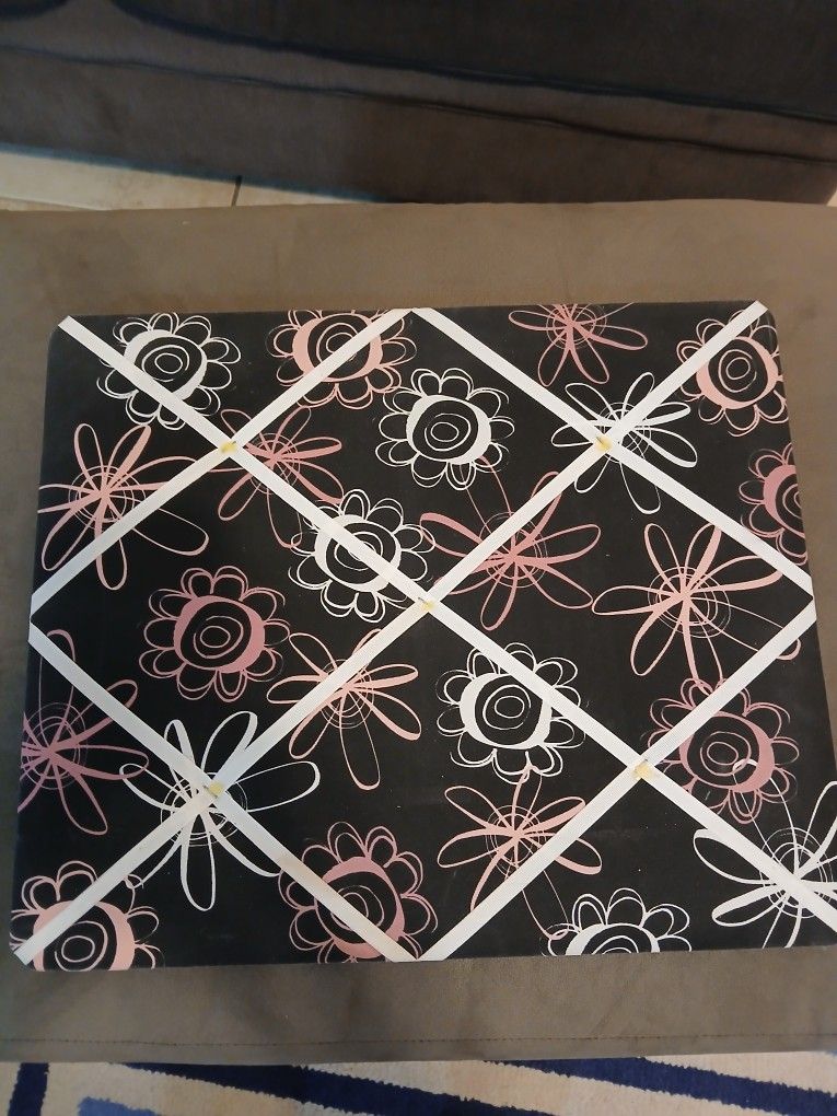 Pin Collage Board