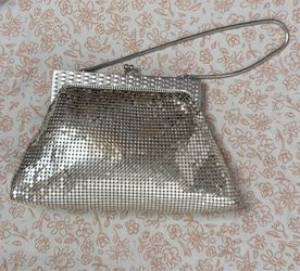 Whiting & Davis Silver Metal Mesh Evening Clutch Bag