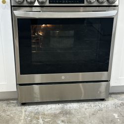 Whole kitchen set appliances 