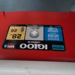 Igloo 28 qt Laguna Ice Chest Cooler - Red