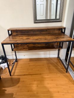 Desk with hutch 47” x 22-3/4”
