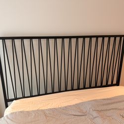 Room And Board Jennings Queen Bed