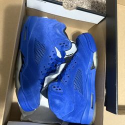 Blue 5s Sz 7
