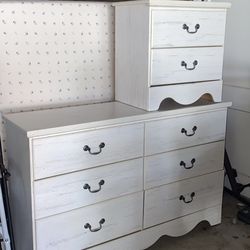 Dresser And Side Table 