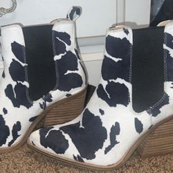 Black & White cow print booties 
