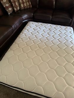 Mattress like new. Bought for my Rv but wrong size and can’t return.