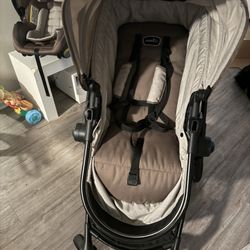 Even Flo Stroller/ Car Seat Combo