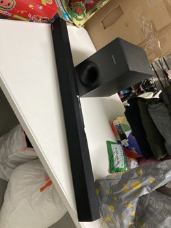 Samsung Soundbar And Subwoofer
