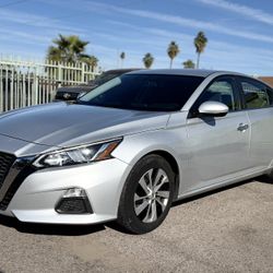2019 Nissan Altima 
