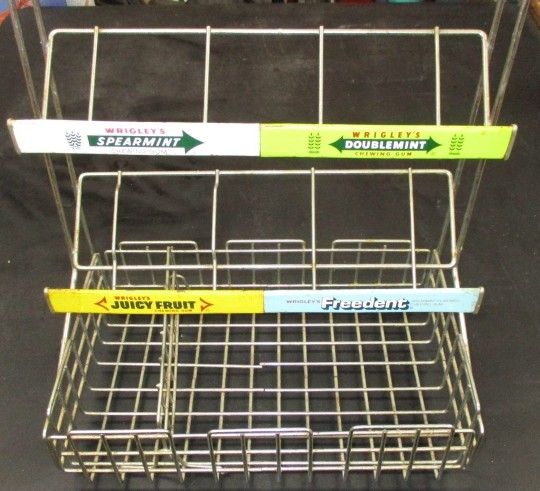 Vintage Wrigley's Chewing Gum Metal Counter Advertising Display Rack