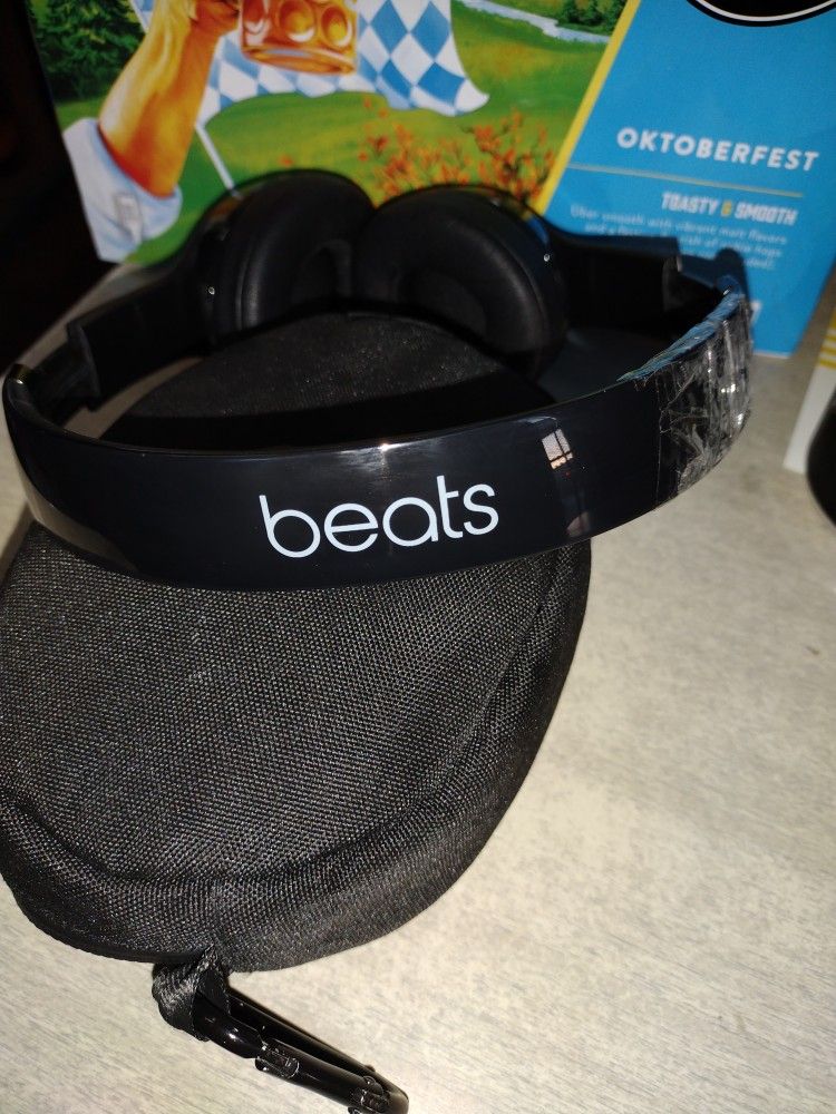 Wireless  Headphones beats