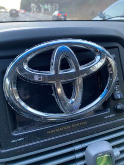 Toyota Front Hood Logo