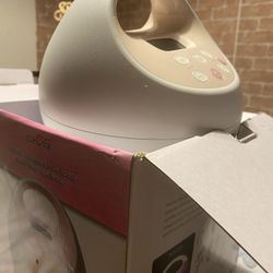 Spectra S2 Electric Breast Pump With New Storage Bottles