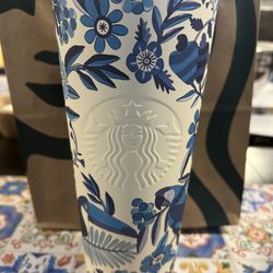 Starbucks + FARM RIO