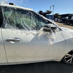 2016-2020 NISSAN MÁXIMA FRONT PASSENGER DOOR RIGHT SIDE 