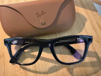 Ray-Ban Meta Smart Glasses