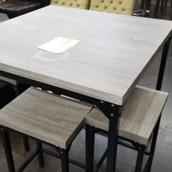 Gray Counter Height Table With 4 Stools 