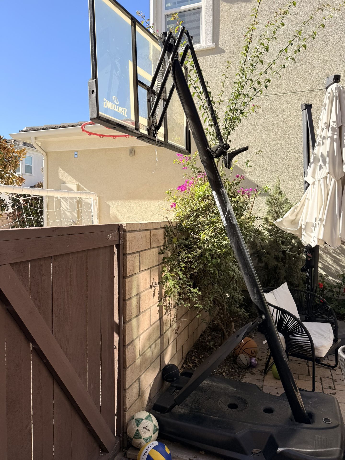 Spalding basketball π Hoop