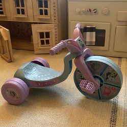 Tricycle Gabby Doll House 