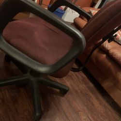 Desk Chair In Good Condition
