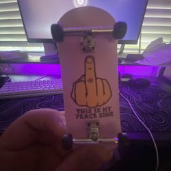 Selling Finger Bored Coming With Extra Grip Tape And Tool