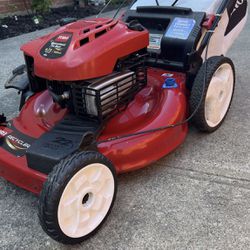 Toro Recycler 22” Self Propelled Great Condition