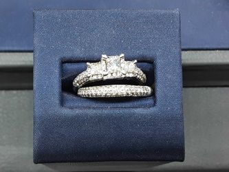 Ring - Engagement Set - White Gold 14k (.585) 6.2 grams Size 8