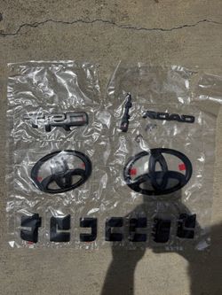 Toyota 4 runner trd emblem kit