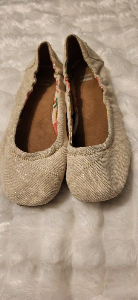TOMS Ladies Comfort Flats