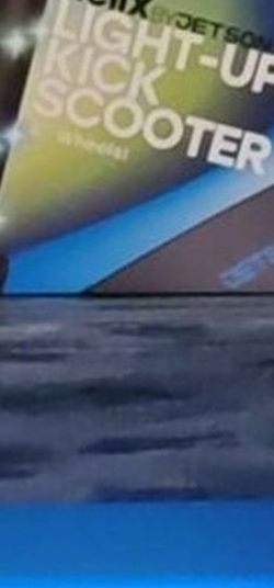 HELIX Light Up Kick Scooter