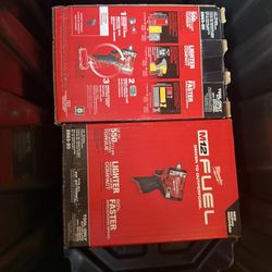 Milwaukee 1/2 Stubby Impact Wrench 