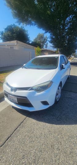Good deal 2016 Corolla LE