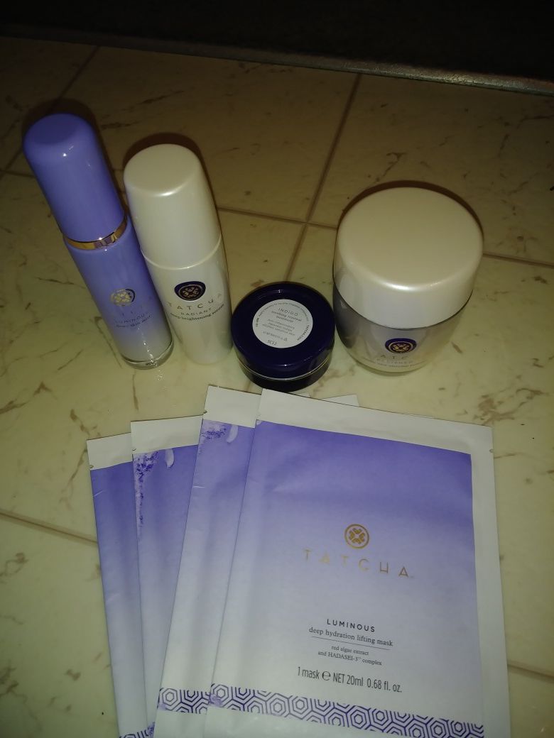 Facial system. Take 10 yrs off. Paid 500 for this and asking 150.00$ all new