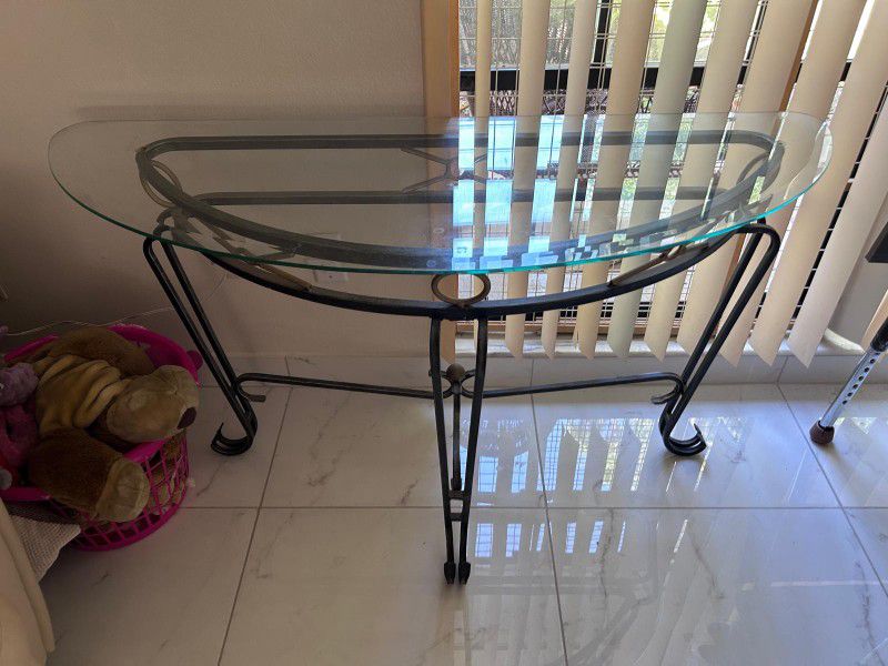 Console table( brass) in great condition.