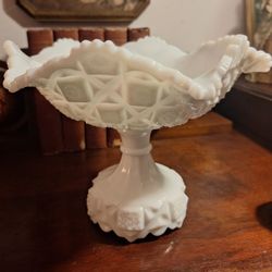Vintage Westmoreland Console Bowl