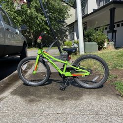 Specialized Bike Kids 20 Inch 