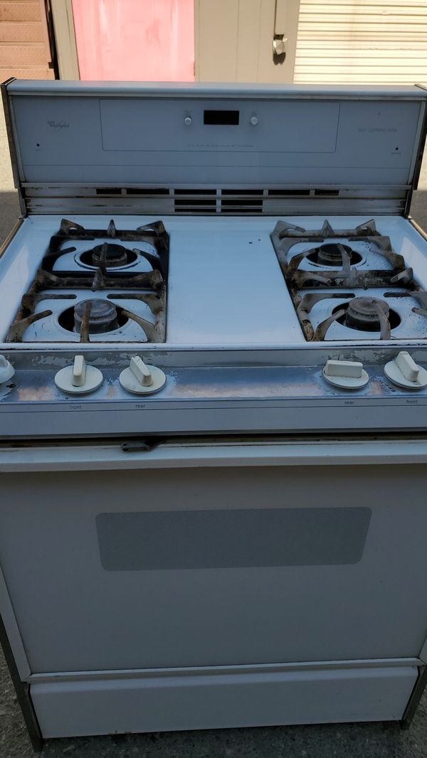 WHIRLPOOL Gas Stove for Sale in Ontario, CA OfferUp