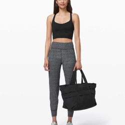 Lululemon On My Level Duffel *Small