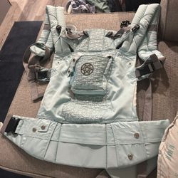 Baby Carrier LÍLLÉ BABY 