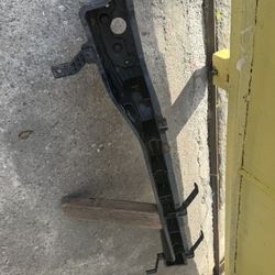 2019-2020 HYUNDAI SANTA FE REAR REINFORCEMENT BAR OEM