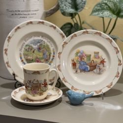 VINTAGE - Royal Doulton BUNNYKINS Mug & Plate Set 