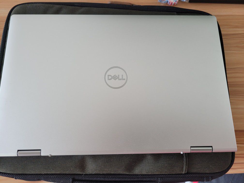 Dell Inspiron 7000 2 in 1 - 13.3" FHD Laptop