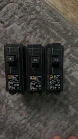15 amp Square D breaker