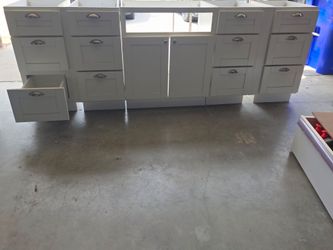 White Kitchen Base Cabinet Set with Drawers