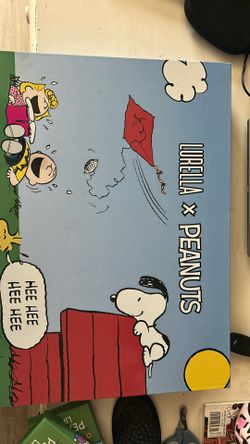 BNIB LURELLA SNOOPY MAKEUP SET