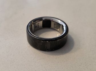 Oura Ring 4 Gen 4 Size 8 Stealth - Complete w/ Box & Charger