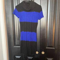 Blue/Black Short Sleeve Sweater Dress Size Medium