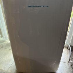 AC Unit 8000 BTU Emerson, quiet